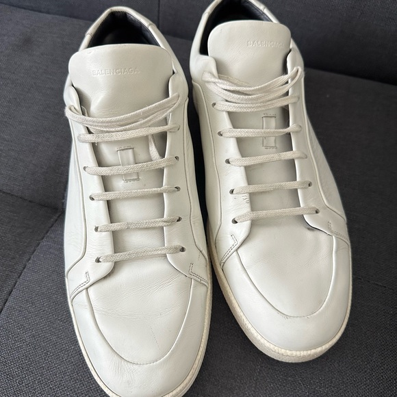 MENS BALENCIAGA LEATHER SNEAKERS - Picture 3 of 10